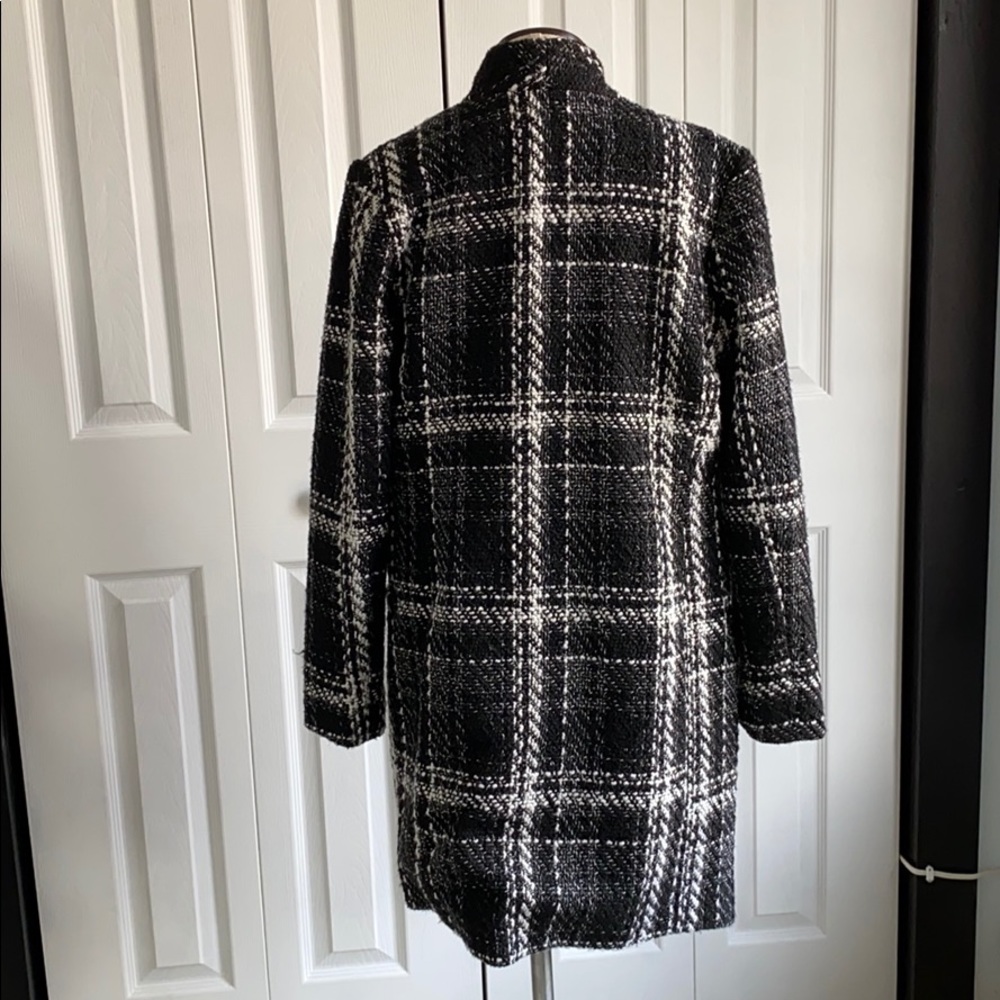 Coat - Picture 5 of 6